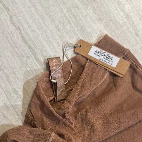 SKIMS Intimates Brown and Tan Bra Collection - Picture 3 of 10